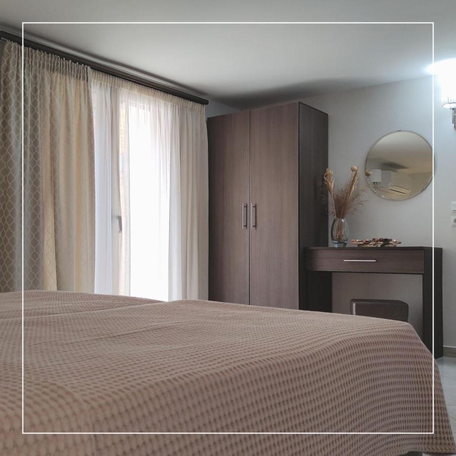 Aparthotel Pansion Katerina Ouranoupoli Exterior foto